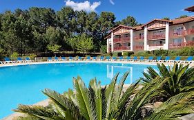 Appartements Au Coeur Du Golf, Proche Du Lac Et Velodyssee